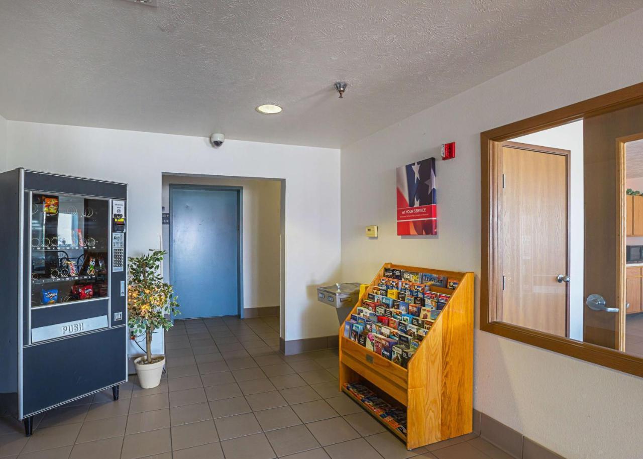 Motel 6 Omaha - Iat West Exterior photo